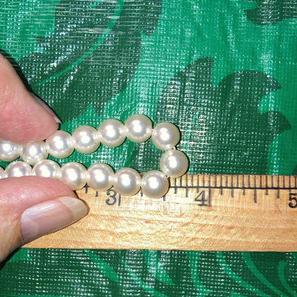 SET 3 stretch bracelets, faux pearls, white, silver gray, black  $12 - Picture 5 of 8